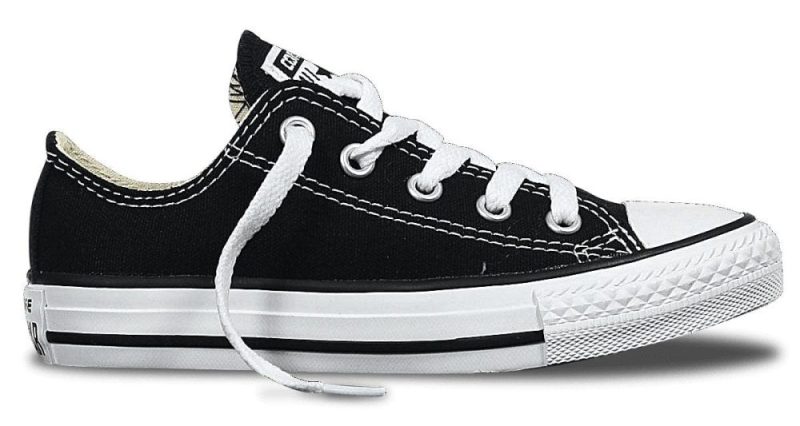 converse toddlers chuck taylor all star low top blackwhite shoe 245414